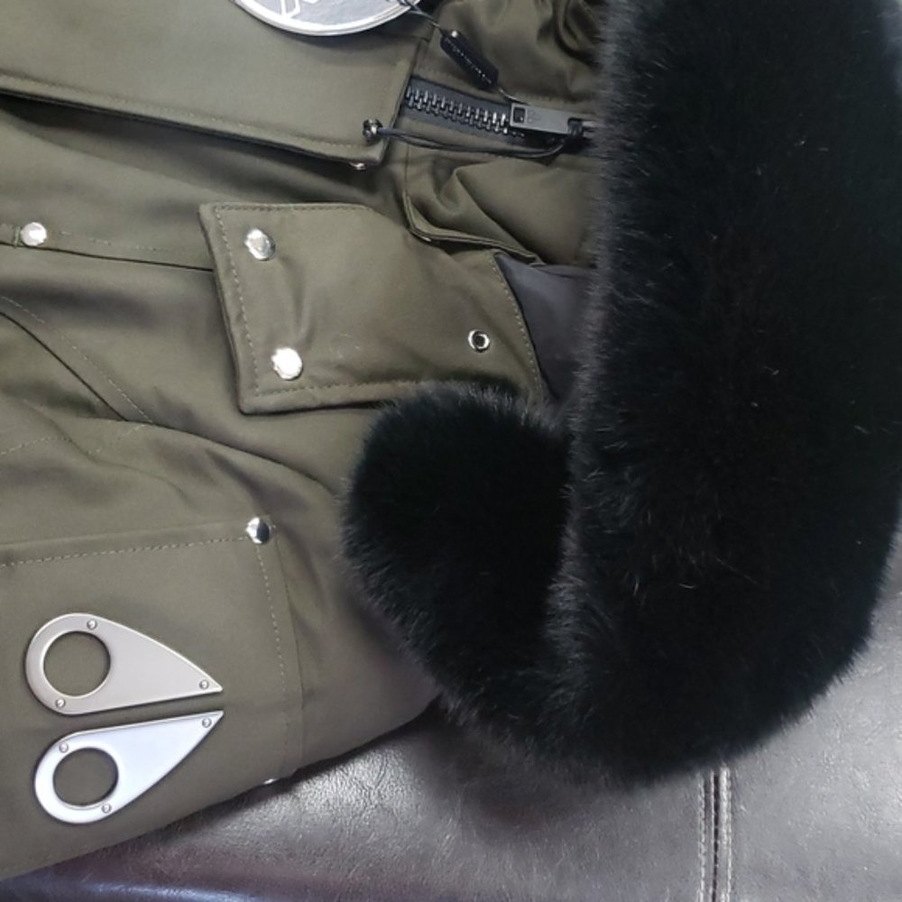 💎 Moose Knuckles Women's Stirling Parka - Picture 15 of 15